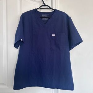 FIGS Men’s Technical Collection Navy V-Neck Scrub Top